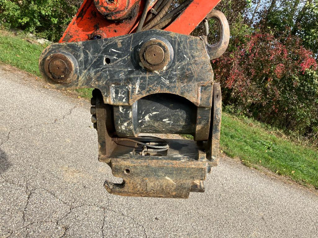 Mini bager KUBOTA KX 080-4a: slika Mini bager KUBOTA KX 080-4a