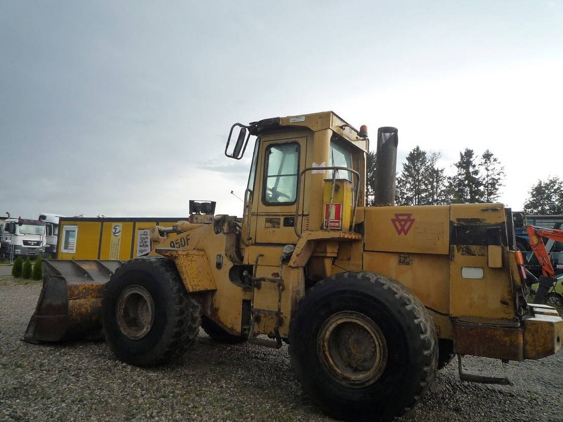 Utovarivač na kotačima Caterpillar 950 F: slika Utovarivač na kotačima Caterpillar 950 F