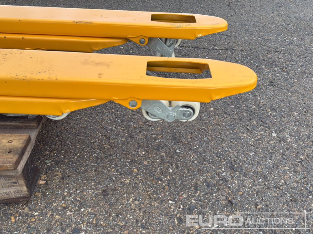 Oprema za rukovanje materijalima Unused 2024 Pallet Truck (2 of) / Transpaleta: slika Oprema za rukovanje materijalima Unused 2024 Pallet Truck (2 of) / Transpaleta