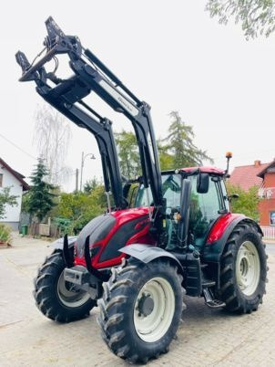 Traktor Valtra N 104: slika Traktor Valtra N 104