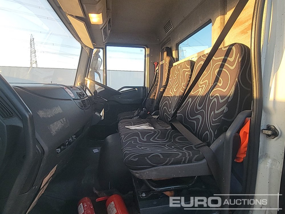 Kamion s kukastom dizalicom Iveco 75E16: slika Kamion s kukastom dizalicom Iveco 75E16