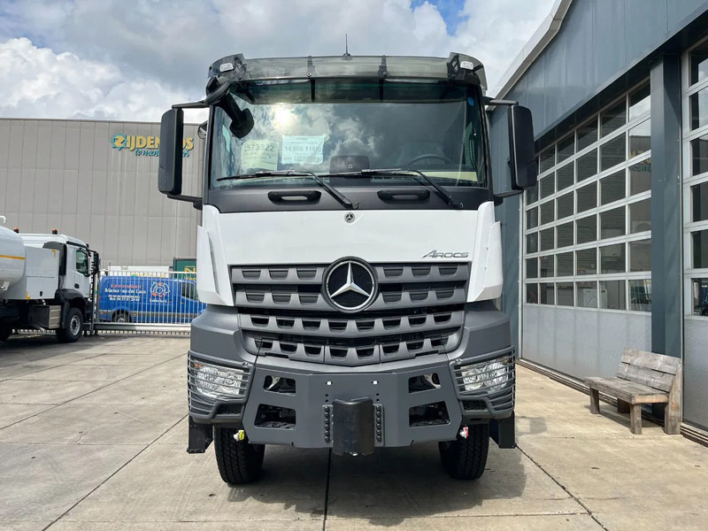 Novi Tegljač Mercedes-Benz Arocs 4058 AS 6x6 Tractor Head 180T Push Pull (Pre order): slika Novi Tegljač Mercedes-Benz Arocs 4058 AS 6x6 Tractor Head 180T Push Pull (Pre order)